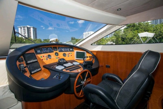 Azimut 85 Ultimate de segunda mano en venta