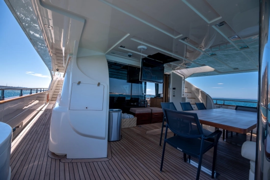 Ferretti Custom Line 100 usata in vendita