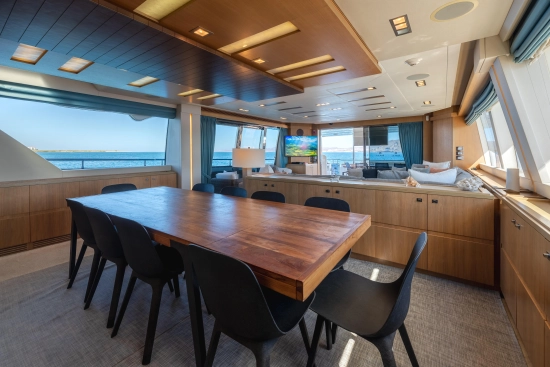 Ferretti Custom Line 100 usata in vendita