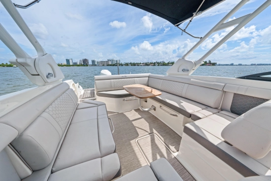 Sea Ray SDX 270 Outboard de segunda mano en venta
