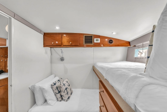 Hatteras Yachts 42 Convertible de segunda mano en venta