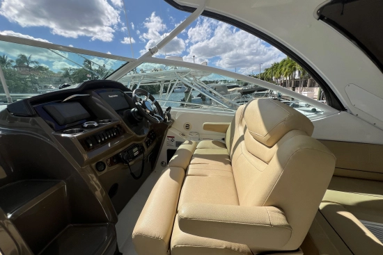 Cruisers Yachts 380 Express de segunda mano en venta