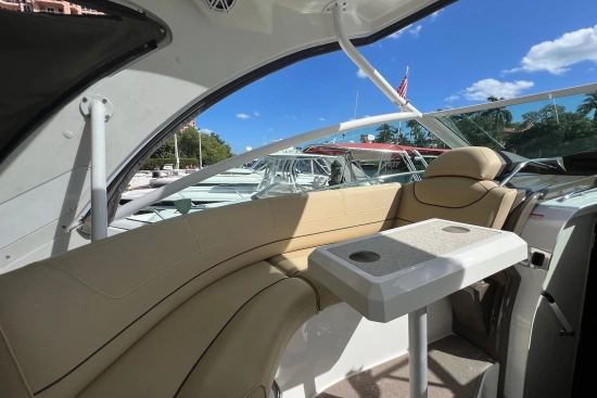 Cruisers Yachts 380 Express de segunda mano en venta