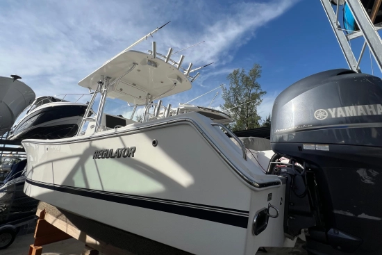 Regulator 24 Forward Seating de segunda mano en venta