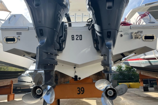Regulator 24 Forward Seating de segunda mano en venta