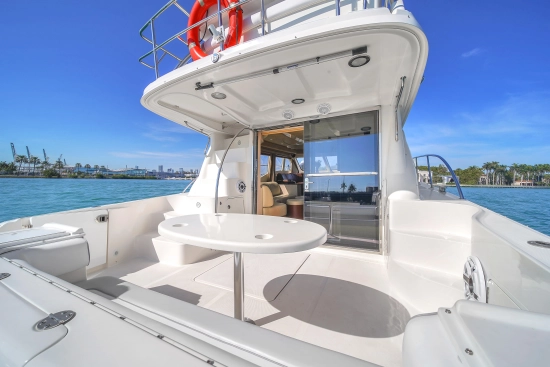 Sea Ray 52 Sedan Bridge de segunda mano en venta