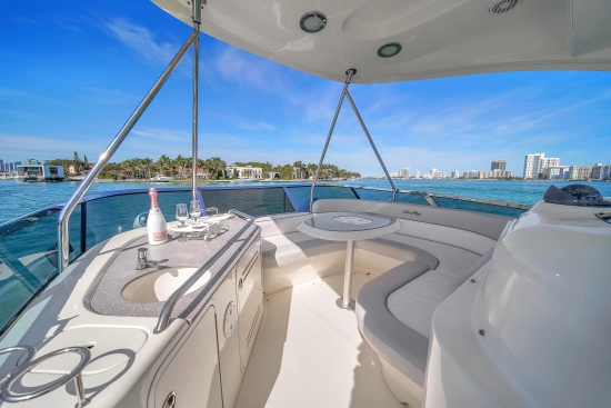 Sea Ray 52 Sedan Bridge de segunda mano en venta