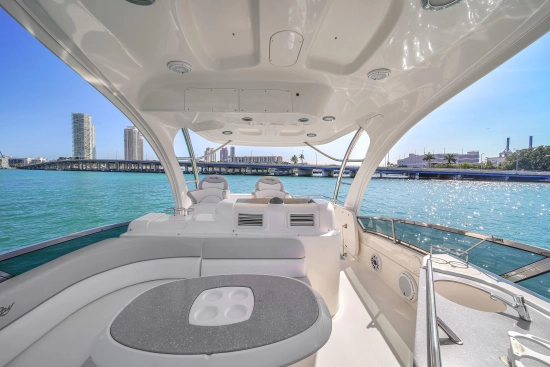 Sea Ray 52 Sedan Bridge de segunda mano en venta
