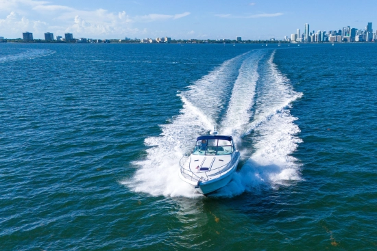 Sea Ray Sundancer 400 de segunda mano en venta