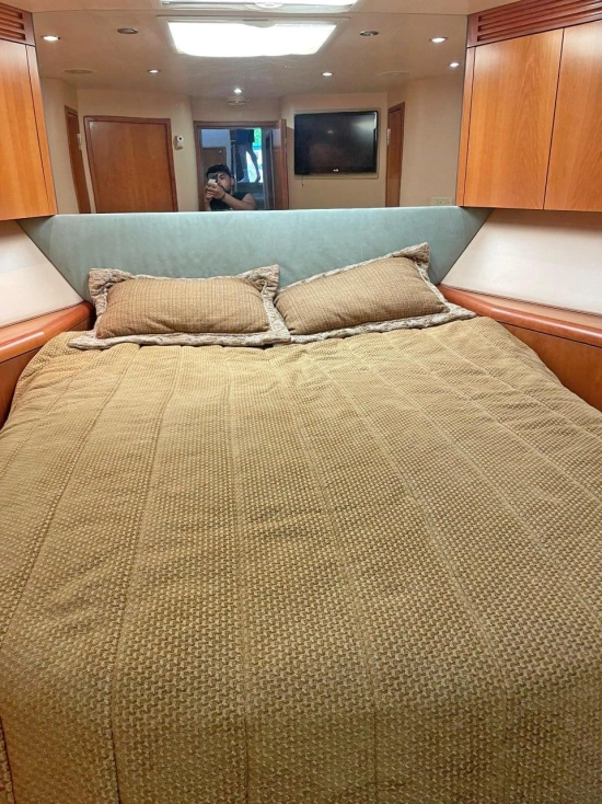 Hatteras Yachts 68 Convertible de segunda mano en venta