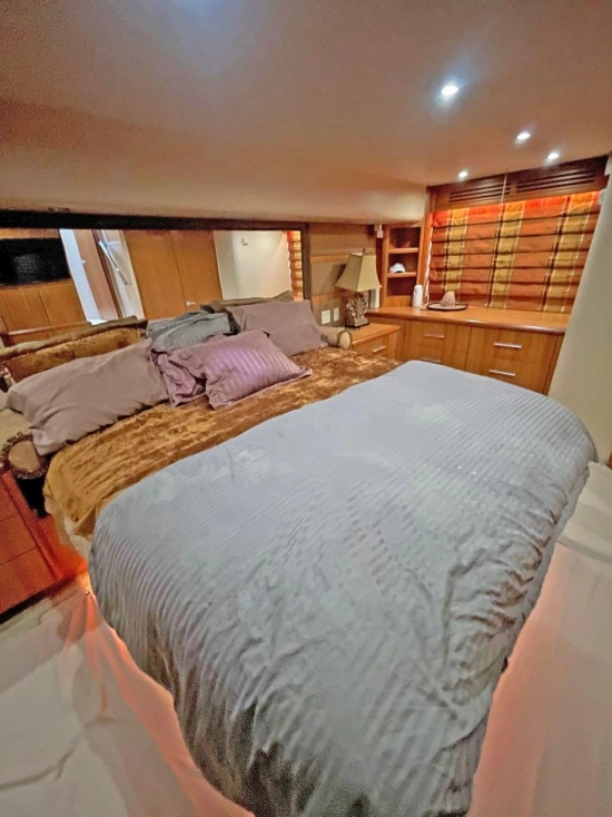 Hatteras Yachts 68 Convertible de segunda mano en venta