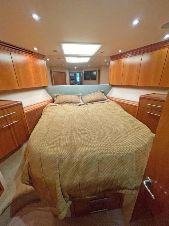 Hatteras Yachts 68 Convertible de segunda mano en venta