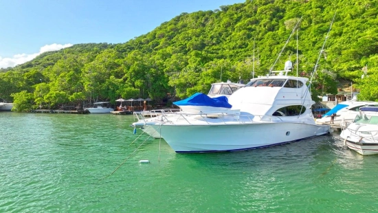 Hatteras Yachts 68 Convertible de segunda mano en venta