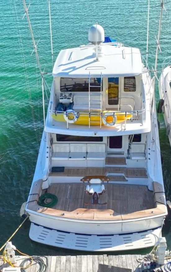 Hatteras Yachts 68 Convertible de segunda mano en venta