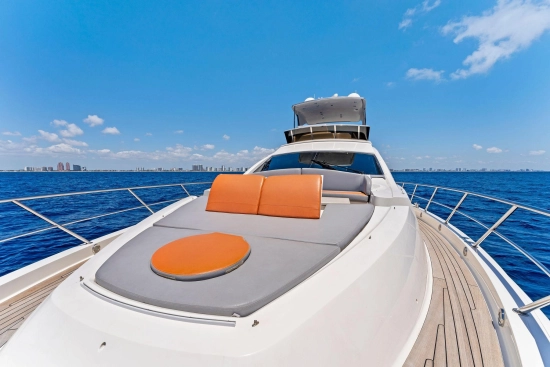 Lazzara Yachts 64 de segunda mano en venta