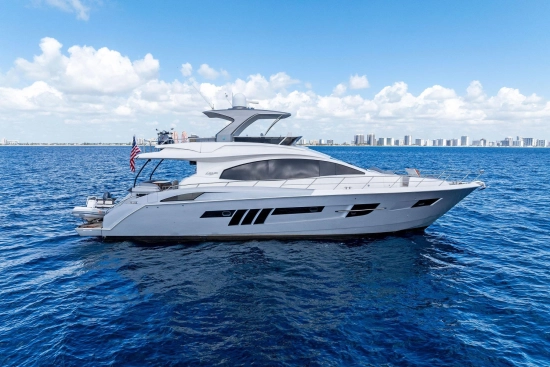 Lazzara Yachts 64 de segunda mano en venta