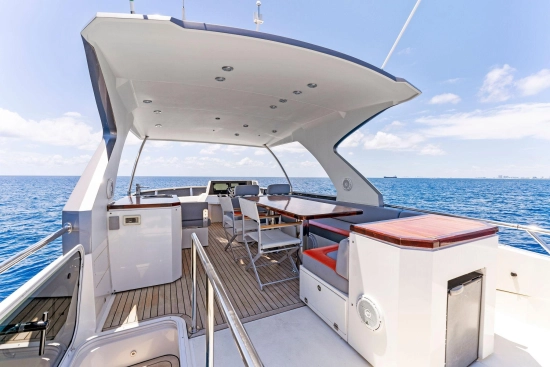 Lazzara Yachts 64 de segunda mano en venta
