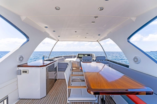 Lazzara Yachts 64 de segunda mano en venta