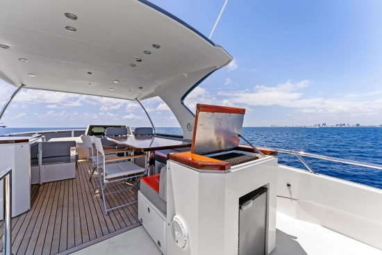 Lazzara Yachts 64 de segunda mano en venta