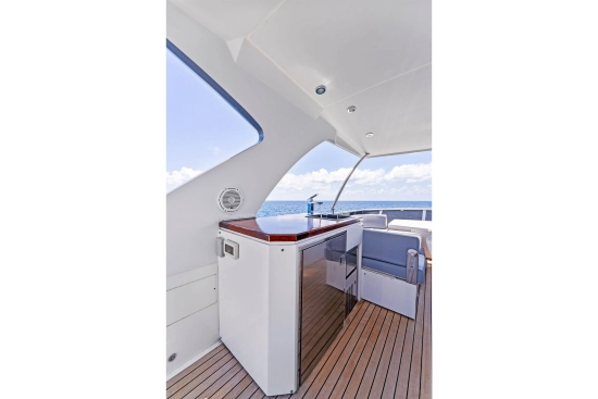 Lazzara Yachts 64 de segunda mano en venta