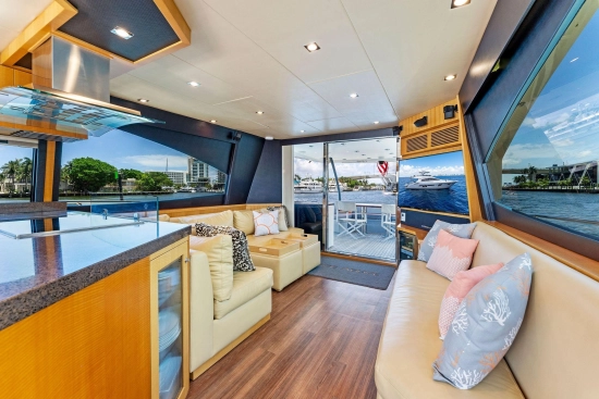 Lazzara Yachts 64 de segunda mano en venta