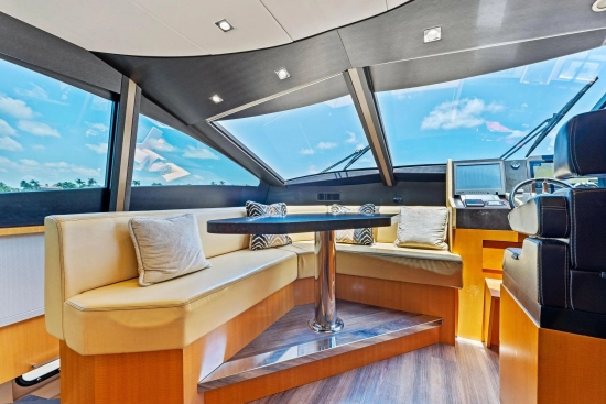 Lazzara Yachts 64 de segunda mano en venta