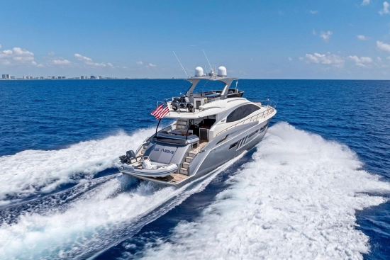 Lazzara Yachts 64 de segunda mano en venta