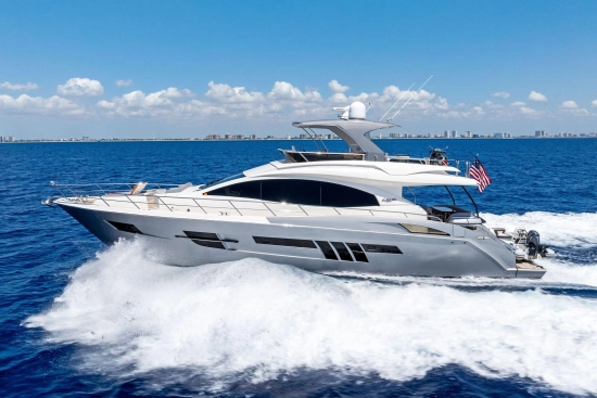 Lazzara Yachts 64 de segunda mano en venta
