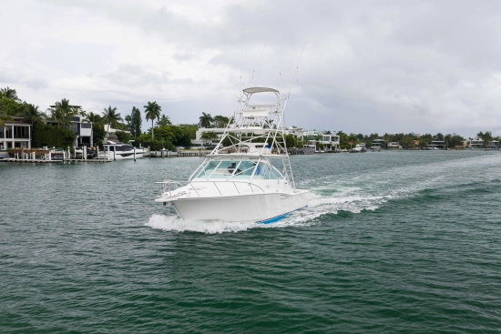 Cabo Yachts 35 Express usado à venda