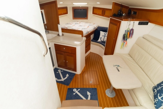 Cabo Yachts 35 Express usado à venda