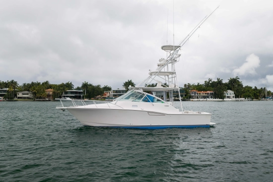 Cabo Yachts 35 Express usado à venda