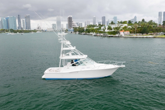 Cabo Yachts 35 Express usado à venda