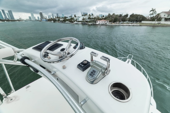 Cabo Yachts 35 Express usado à venda