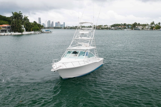 Cabo Yachts 35 Express usado à venda