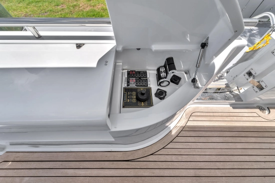 Ferretti Custom Line 94 usata in vendita