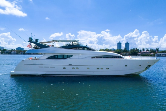 Ferretti Custom Line 94 usata in vendita