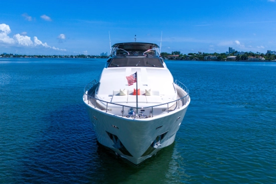 Ferretti Custom Line 94 usata in vendita