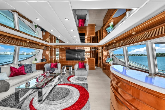 Ferretti Custom Line 94 usata in vendita