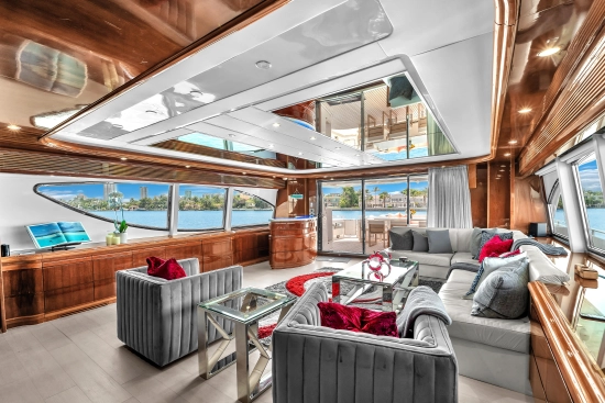 Ferretti Custom Line 94 usata in vendita