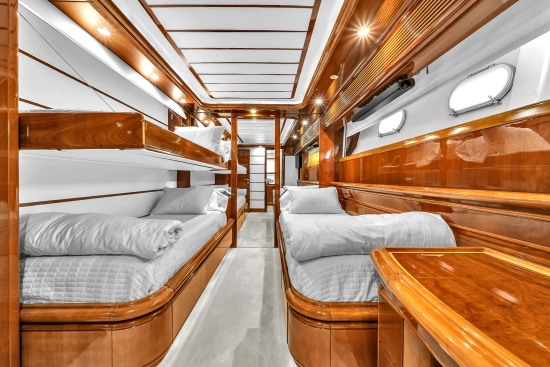 Ferretti Custom Line 94 usata in vendita