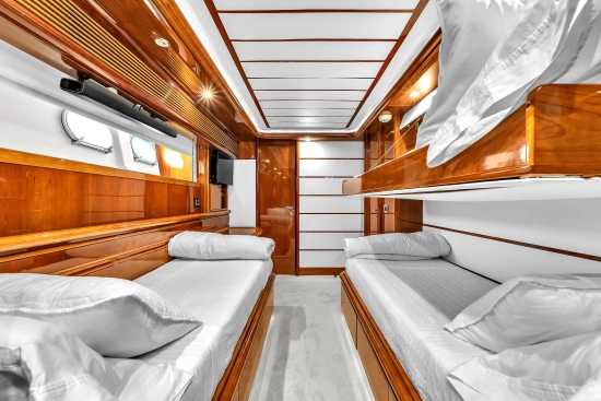 Ferretti Custom Line 94 usata in vendita