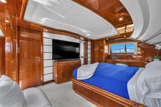 Ferretti Custom Line 94 usata in vendita