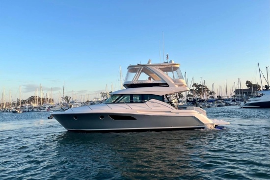 Tiara F44 Flybridge de segunda mano en venta