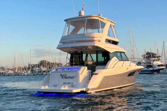 Tiara F44 Flybridge de segunda mano en venta