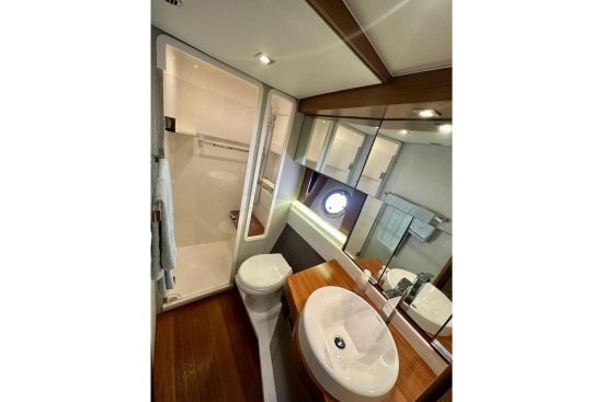 Tiara F44 Flybridge de segunda mano en venta