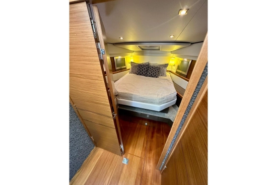 Tiara F44 Flybridge de segunda mano en venta