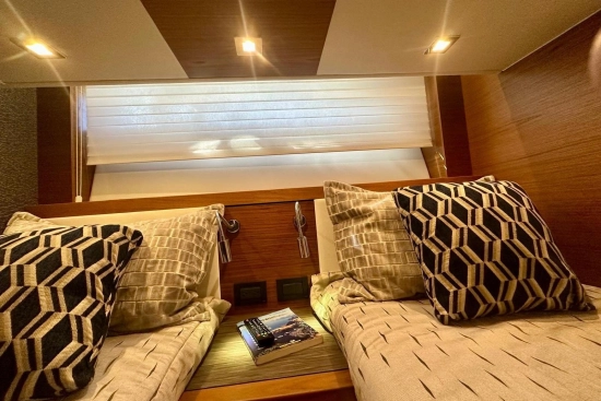 Tiara F44 Flybridge de segunda mano en venta