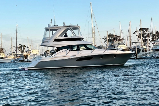 Tiara F44 Flybridge de segunda mano en venta