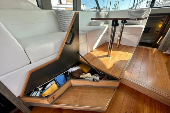 Tiara F44 Flybridge de segunda mano en venta