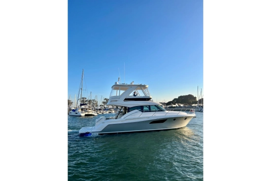 Tiara F44 Flybridge de segunda mano en venta